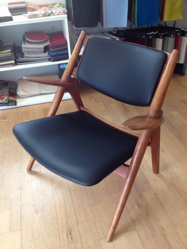 Hans J. Wegner - Model CH 28 - Savbukkestol